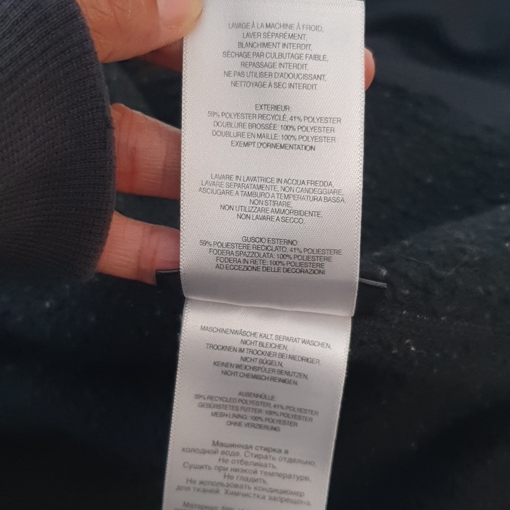 Mountain Hardware Fleece Jacket - Picture 6 of 10